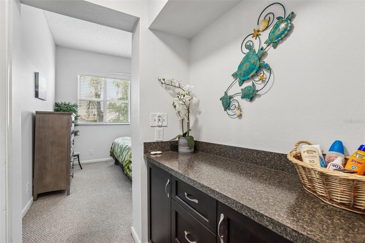 6085 Bahia Del Mar Boulevard, Unit 204, Saint Petersburg, FL 33715 Photo