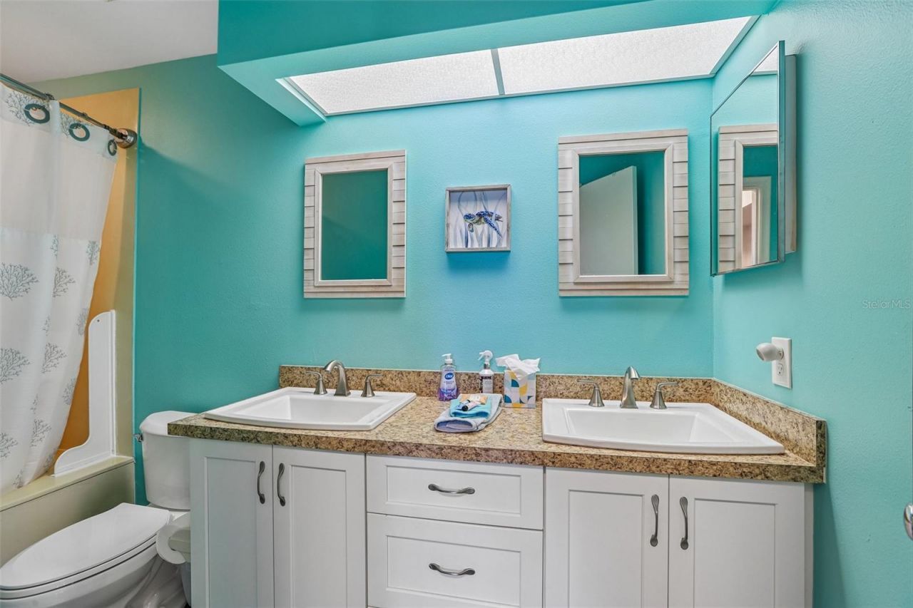 6085 Bahia Del Mar Boulevard, Unit 204, Saint Petersburg, FL 33715 Photo