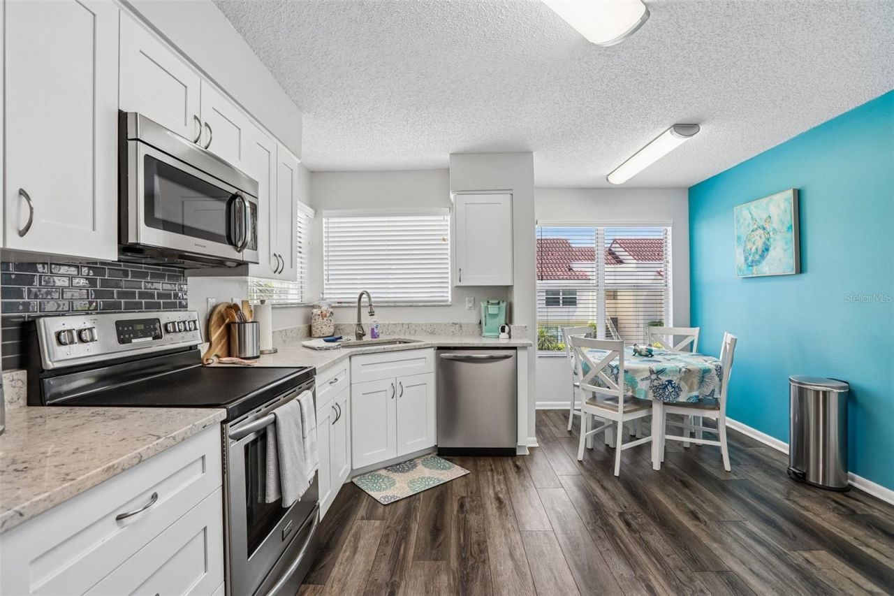 6085 Bahia Del Mar Boulevard, Unit 204, Saint Petersburg, FL 33715 Photo