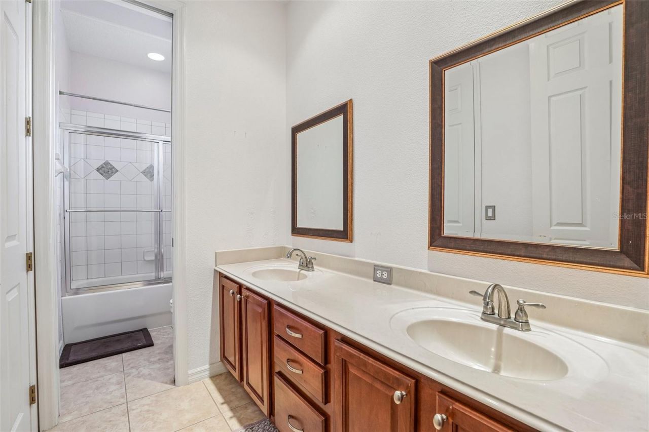 907 Spring Oak Circle , Orlando, FL 32828 Photo