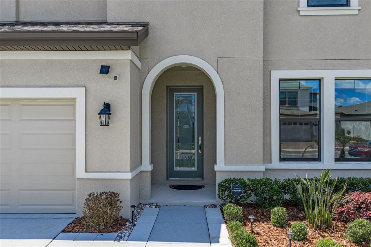 14633 Red Castle Avenue, Lithia, FL 33547 Photo