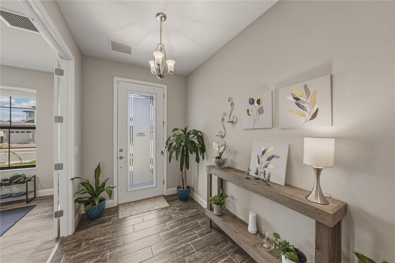 14633 Red Castle Avenue, Lithia, FL 33547 Photo