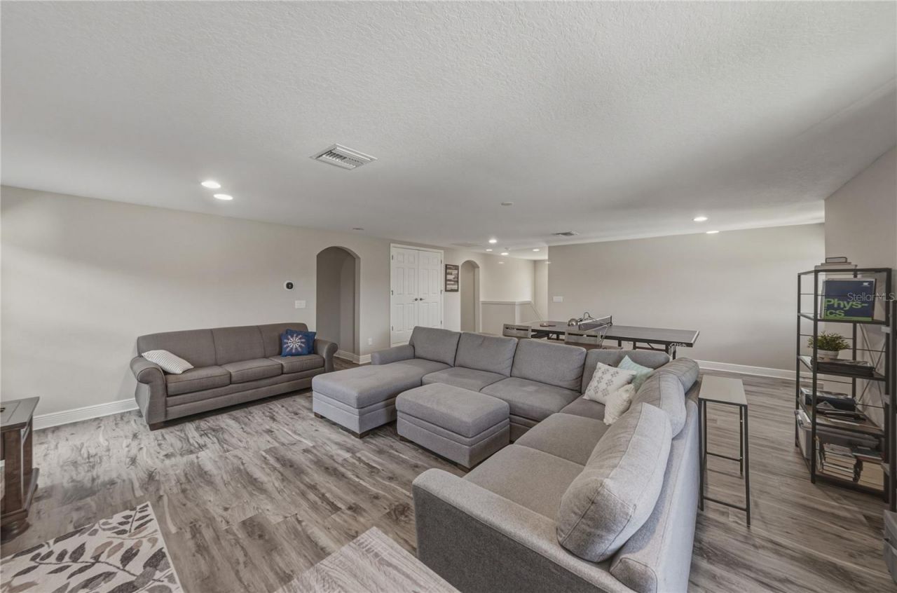 14633 Red Castle Avenue, Lithia, FL 33547 Photo