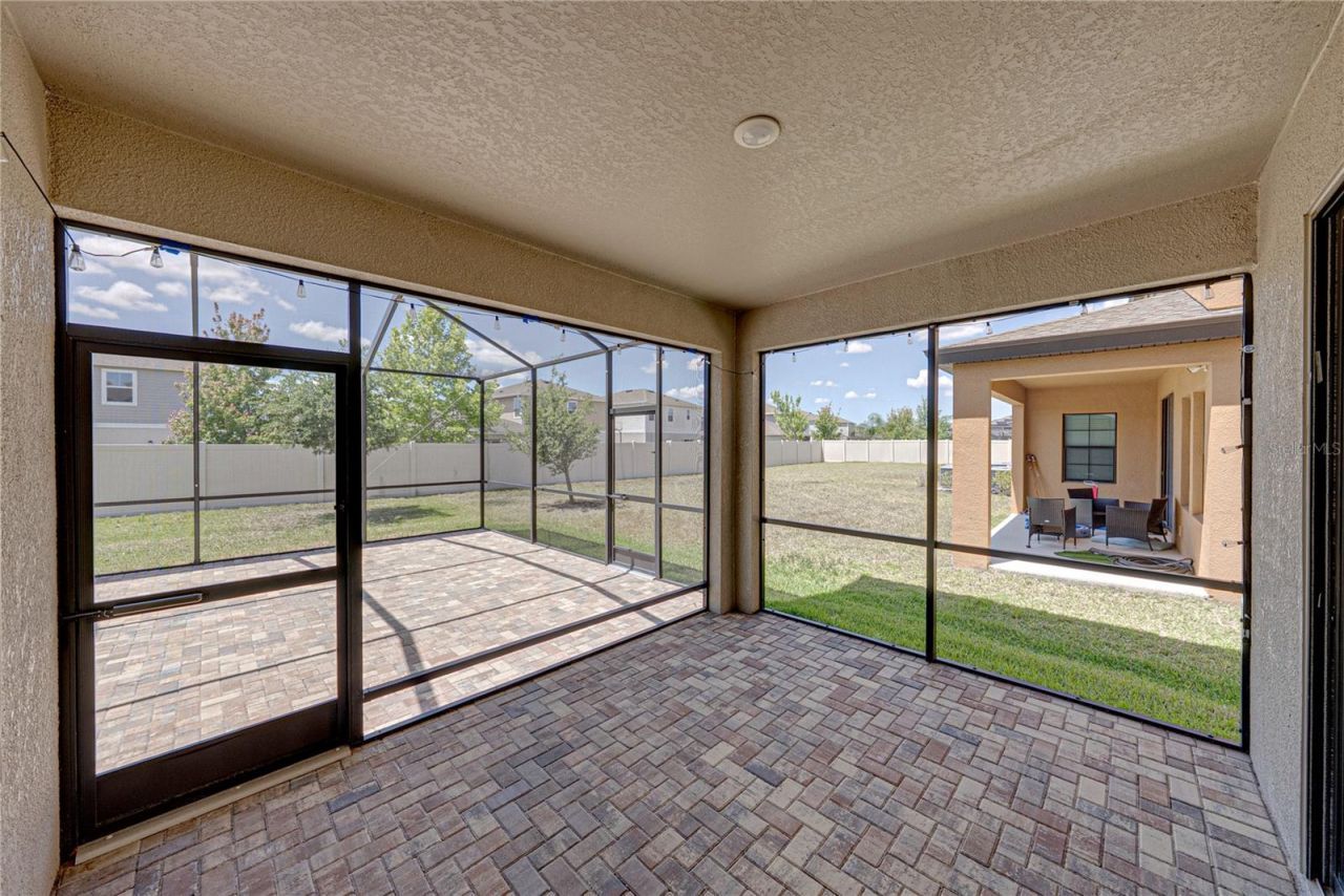 14633 Red Castle Avenue, Lithia, FL 33547 Photo