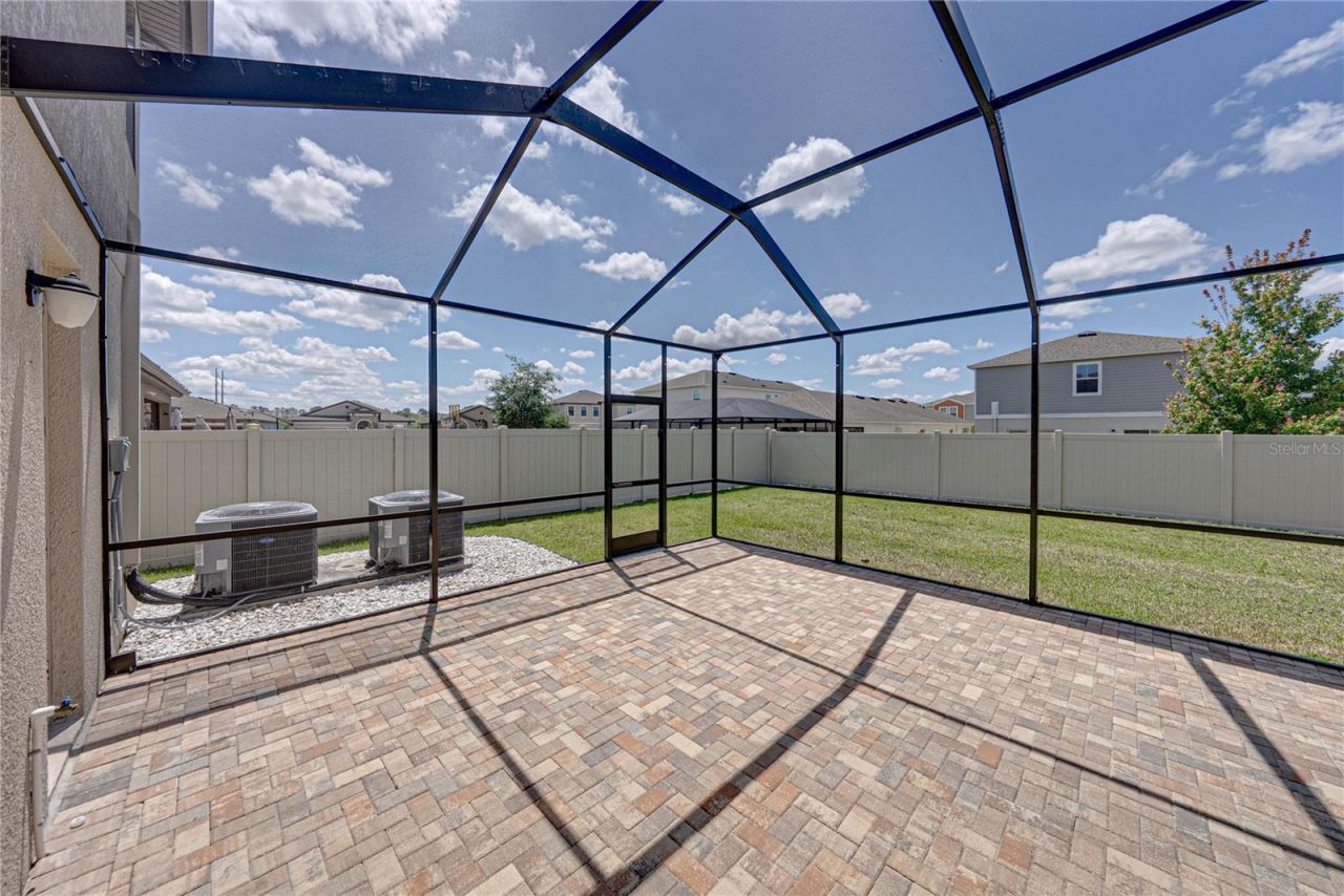 14633 Red Castle Avenue, Lithia, FL 33547 Photo