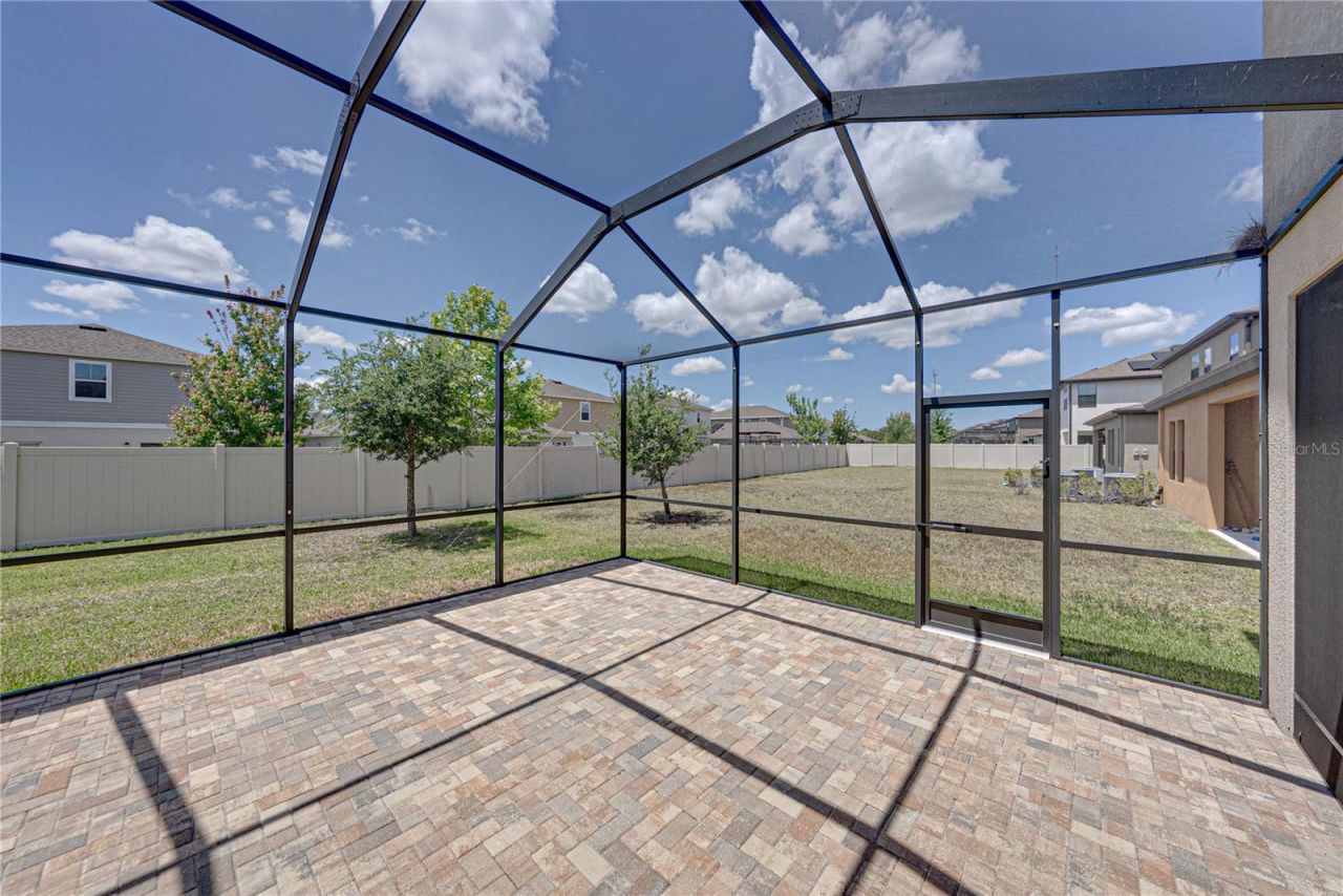 14633 Red Castle Avenue, Lithia, FL 33547 Photo