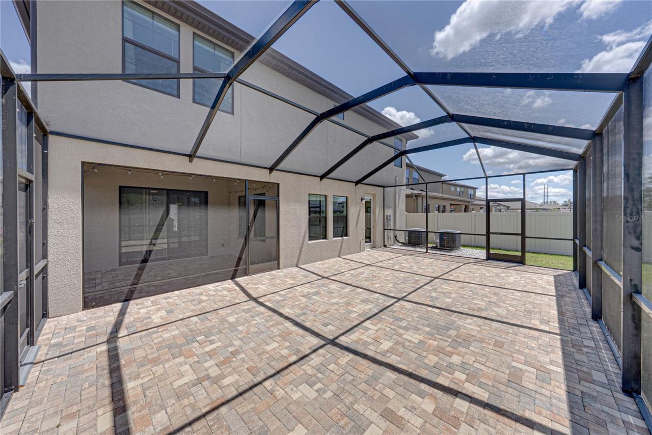 14633 Red Castle Avenue, Lithia, FL 33547 Photo