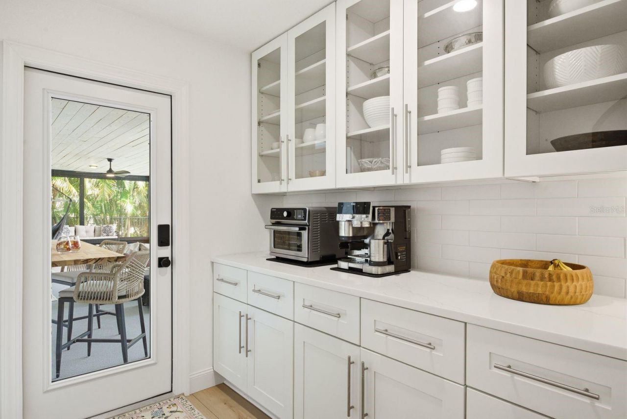 2000 Kansas Avenue Ne, Saint Petersburg, FL 33703 Photo