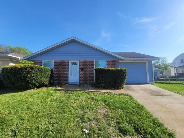 503 E Bradley Avenue , Champaign, IL 61820