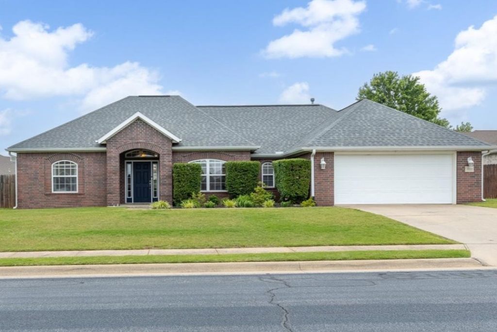 805 Irelan Street, Lowell, AR 72745 Main Photo