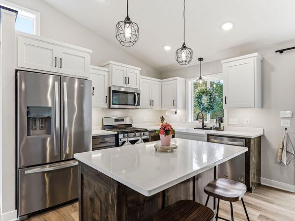 8198 384th Trail, North Branch, MN 55056