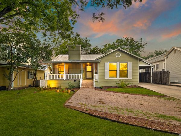 135 Corona Ave, Alamo Heights, TX 78209