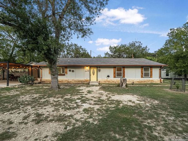 133 Alamo, Pipe Creek, TX 78063