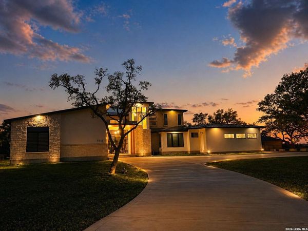 7718 RAMBLE RDG, San Antonio, TX 78266