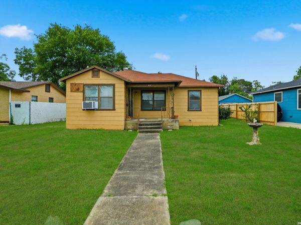 431 W Wildwood, San Antonio, TX 78212
