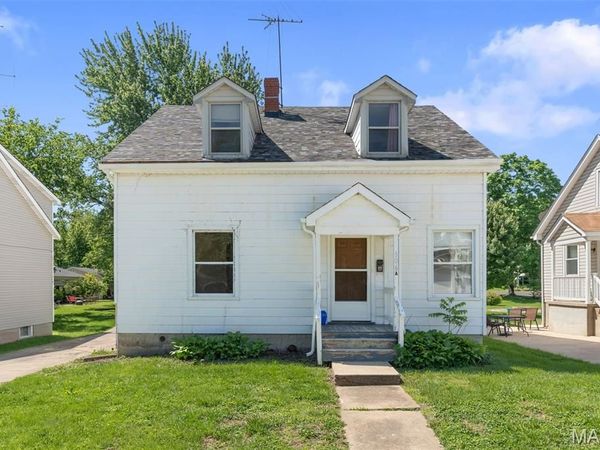 306 W 8th Street , Washington, MO 63090