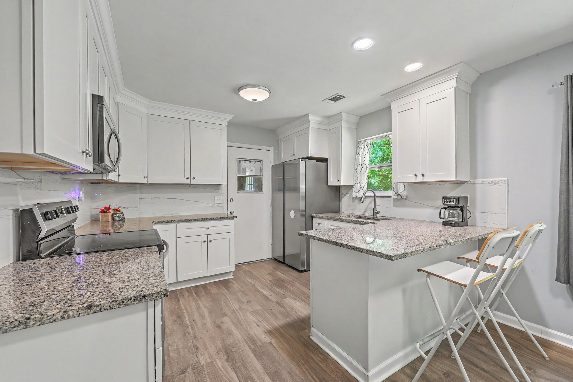 4421 Jenwood Street Photo 12