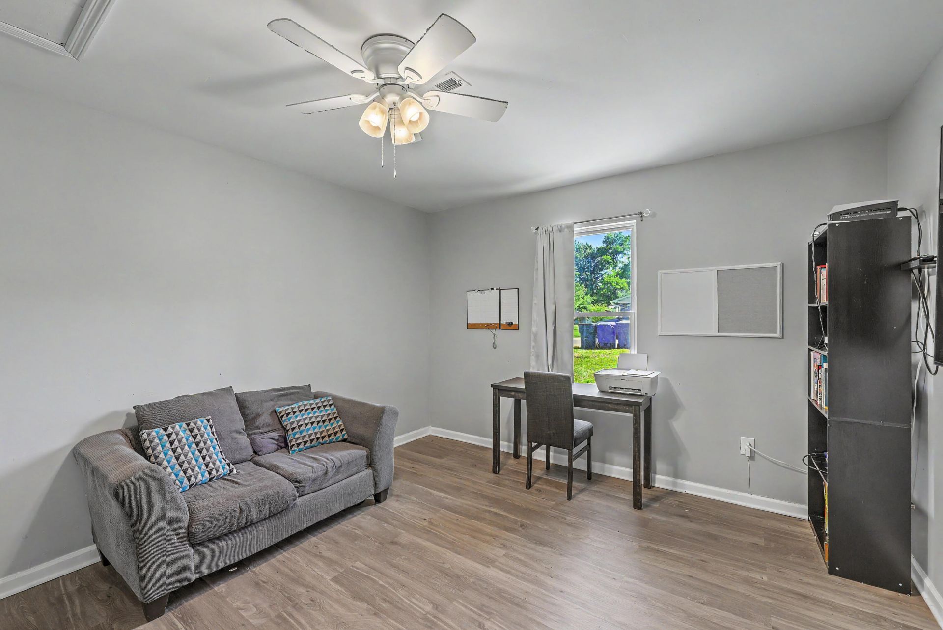 4421 Jenwood Street Photo 23