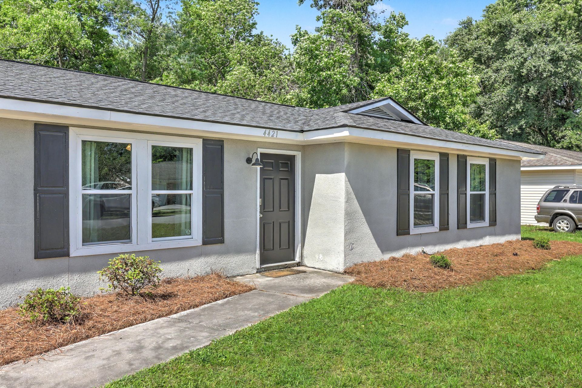 4421 Jenwood Street Photo 4