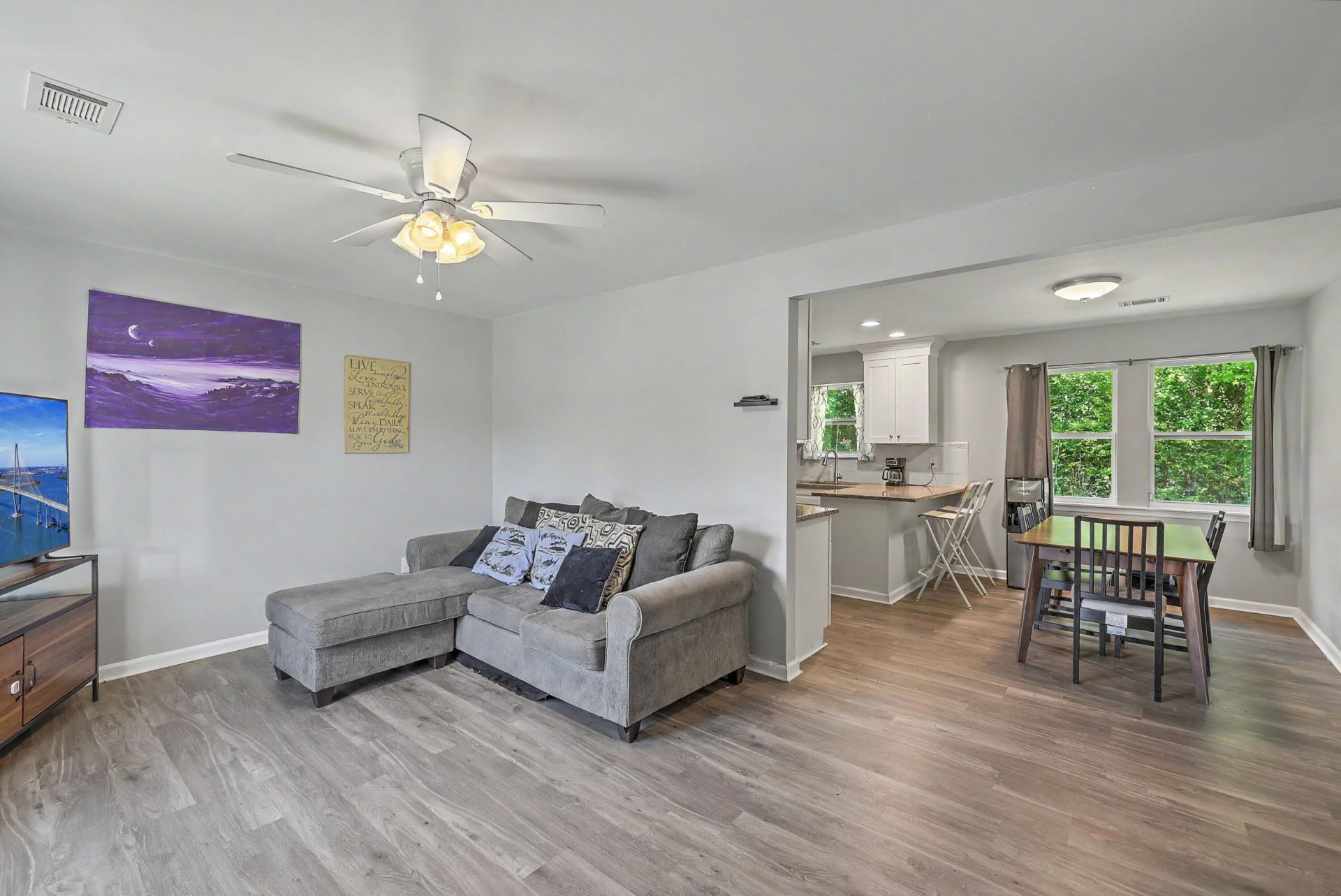 4421 Jenwood Street Photo 6