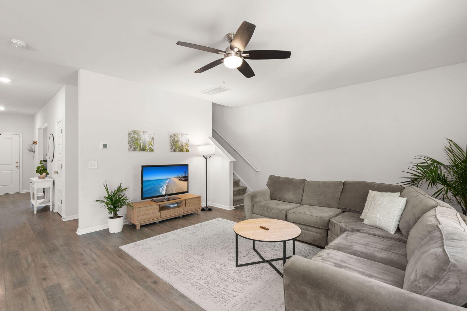287 Firewheel Court Photo 12