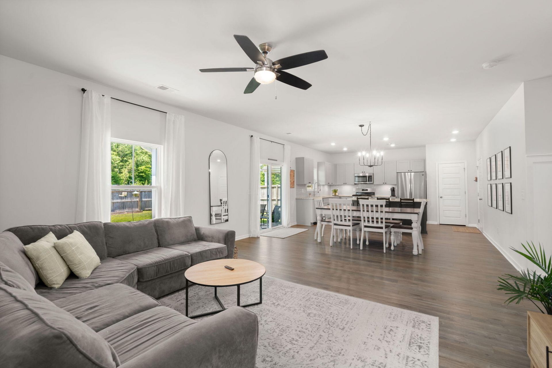 287 Firewheel Court Photo 14