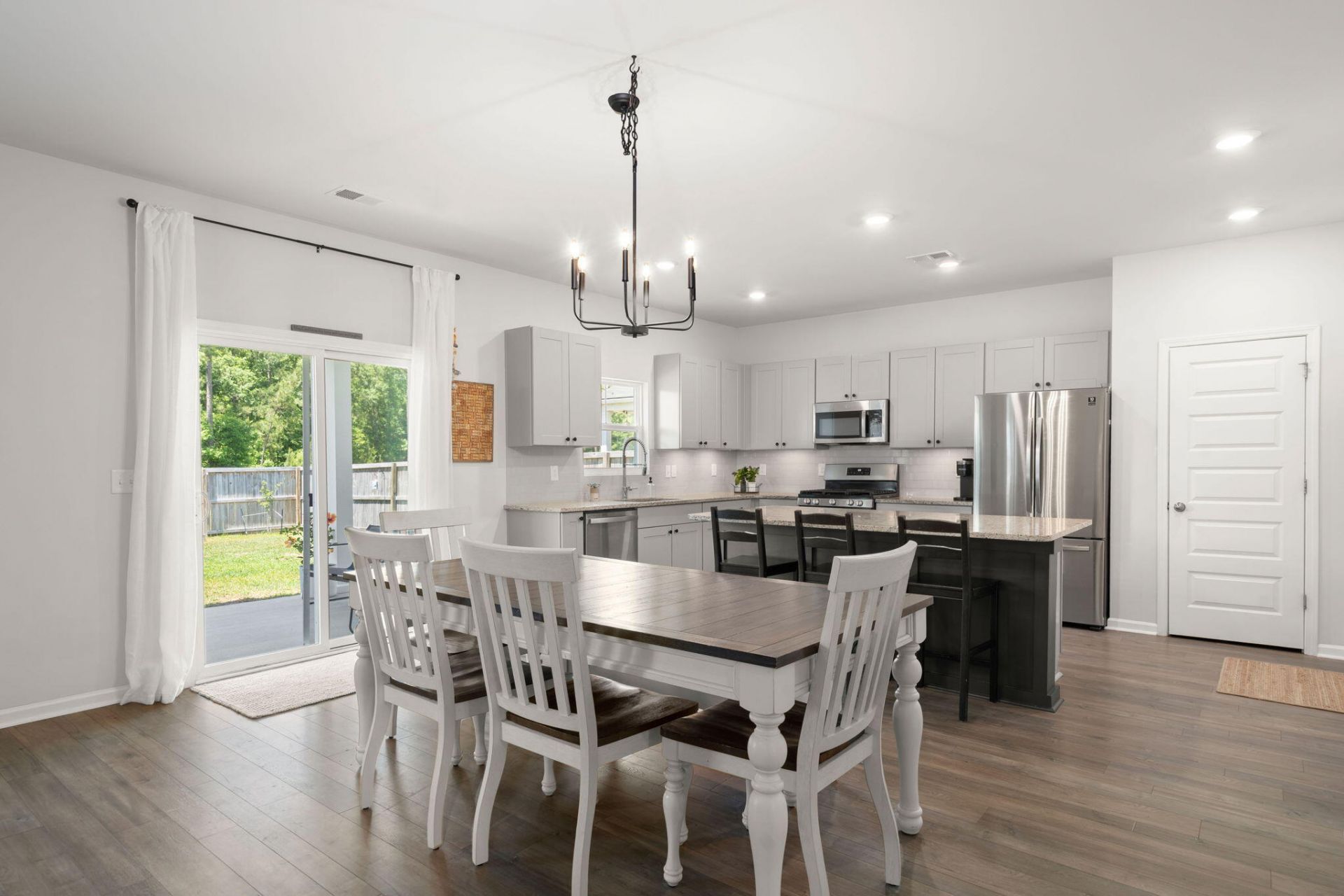 287 Firewheel Court Photo 15