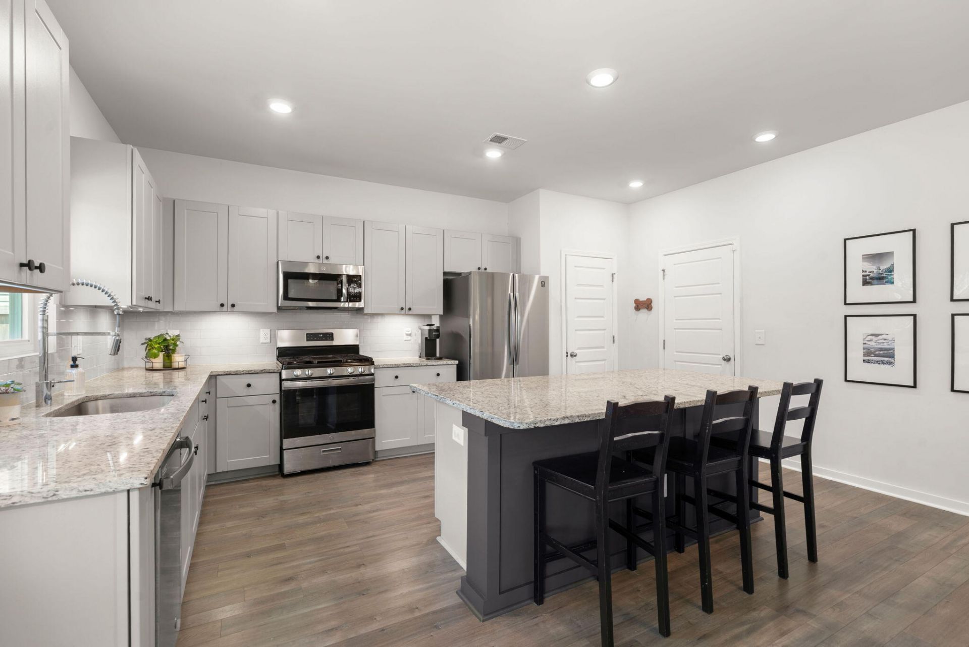 287 Firewheel Court Photo 18
