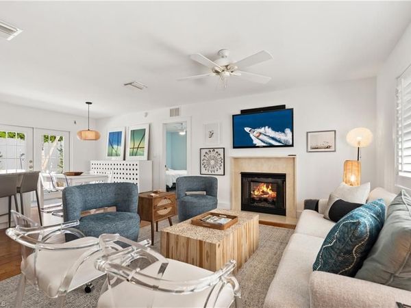 725 Central AVE , NAPLES, FL 34102