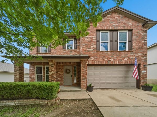 605 Holbrooke ST, Hutto, TX 78634