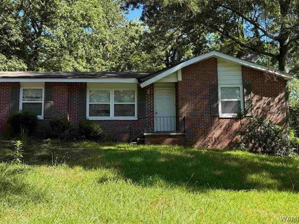 424 13th Court NW, Centerpoint, AL 35215