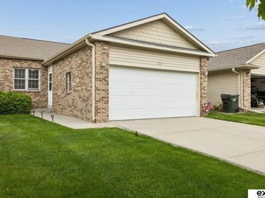 1214 Dublin Road , Lincoln, NE 68521