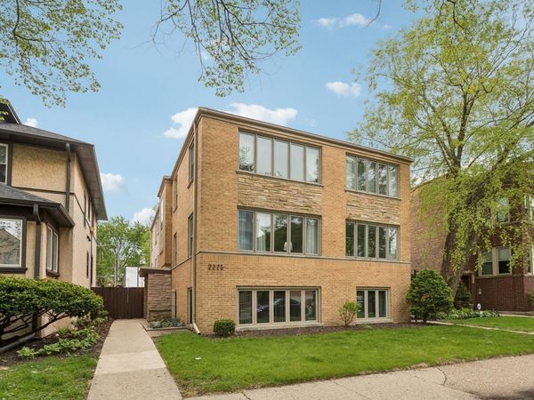 2225 W Touhy Avenue , Chicago, IL 60645