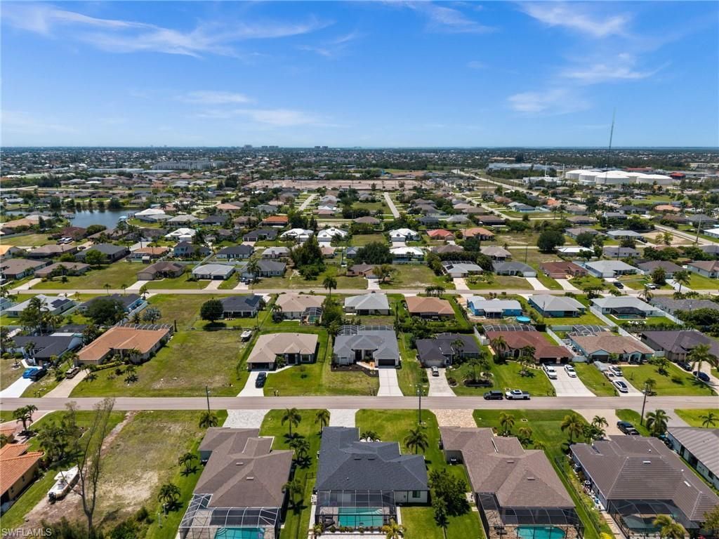 1820 SW 29th Ter, Cape Coral, FL 33914 Photo
