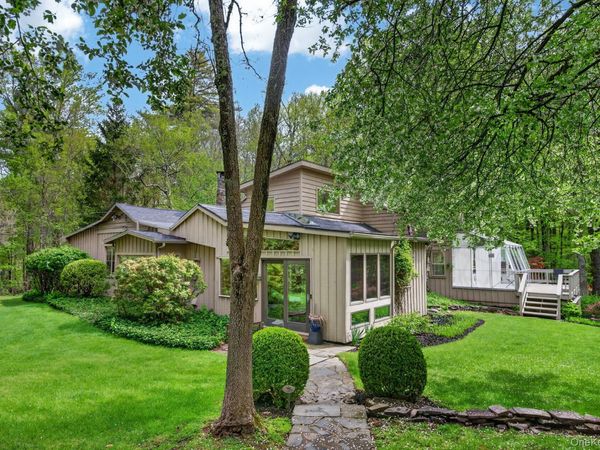 27 Old Wagon Road , Woodstock, NY 12498
