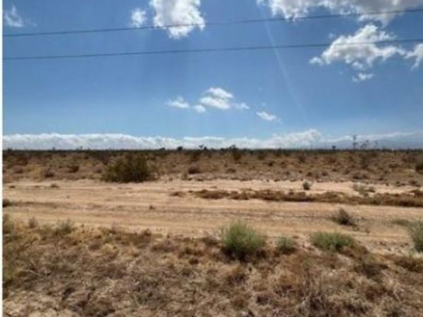 131 Avenue N-8, Palmdale, CA 93591
