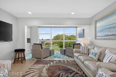 6220 Augusta Dr, Unit 408, Fort Myers, FL 33907 Photo