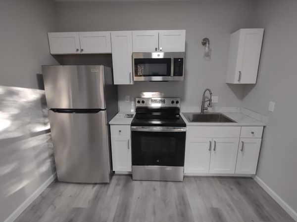 99 Chestnut Street, Unit 4, Claremont, NH 03743