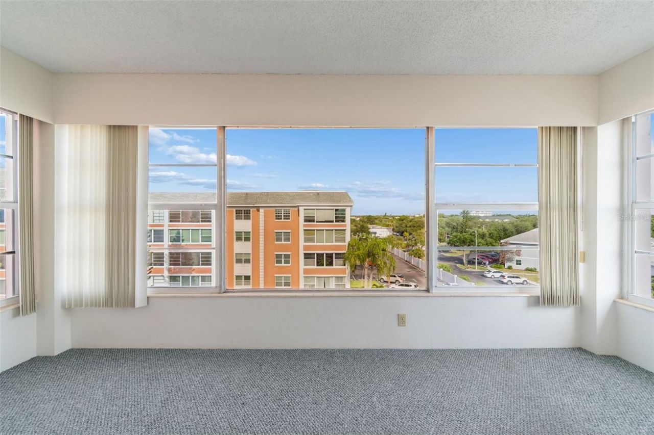 6960 20th Avenue N, Unit 501, Saint Petersburg, FL 33710 Photo