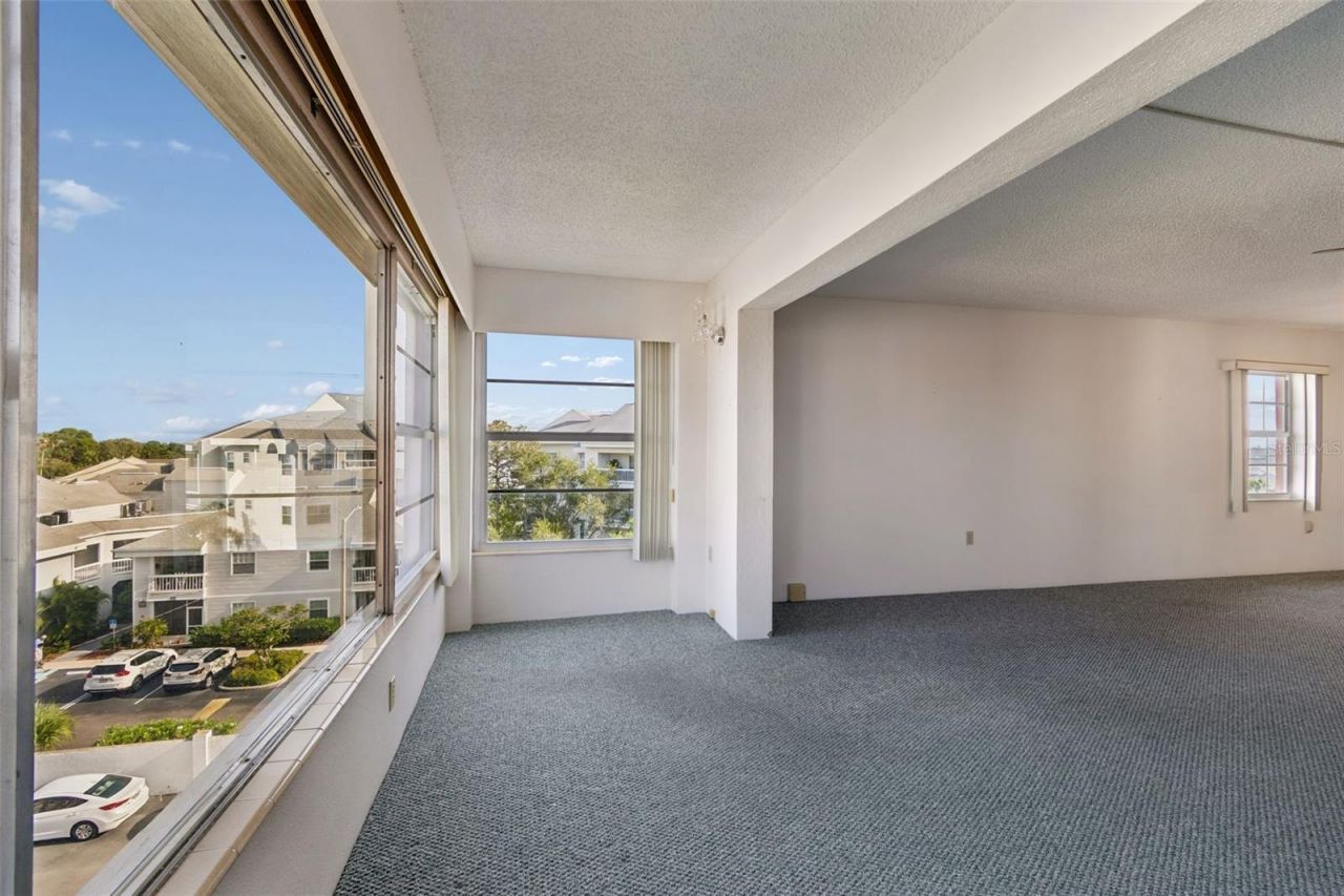 6960 20th Avenue N, Unit 501, Saint Petersburg, FL 33710 Photo