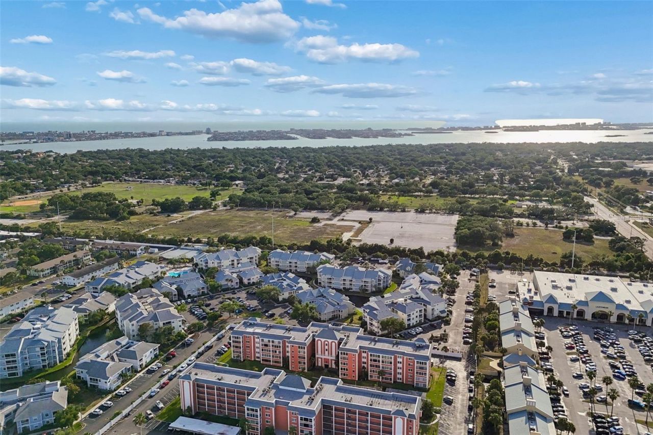 6960 20th Avenue N, Unit 501, Saint Petersburg, FL 33710 Photo