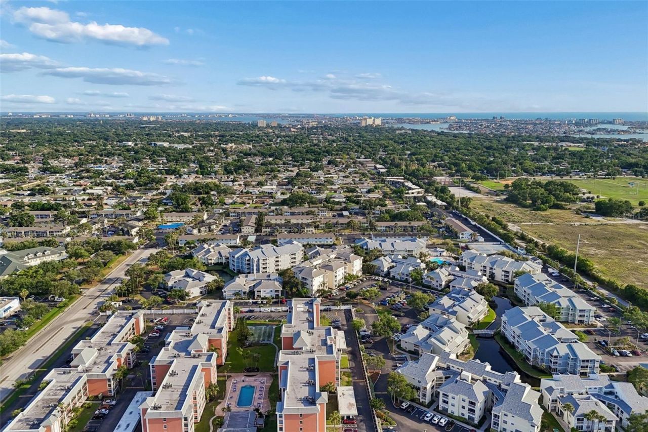 6960 20th Avenue N, Unit 501, Saint Petersburg, FL 33710 Photo