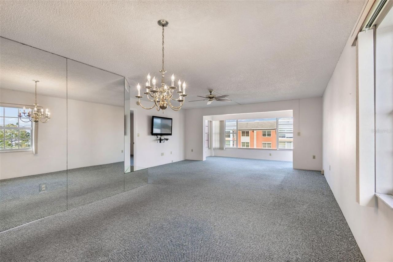 6960 20th Avenue N, Unit 501, Saint Petersburg, FL 33710 Photo