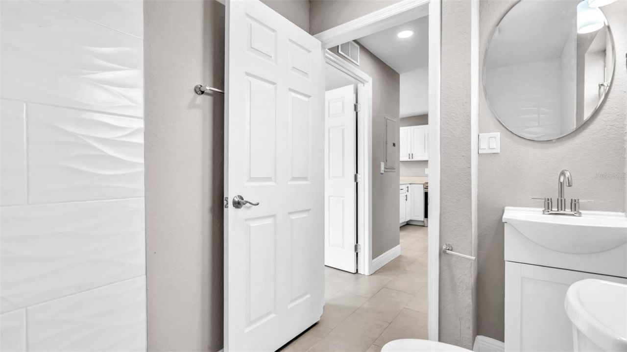 2651 1/2 2nd Avenue S, Saint Petersburg, FL 33712 Photo