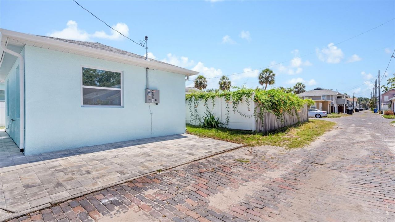 2651 1/2 2nd Avenue S, Saint Petersburg, FL 33712 Photo