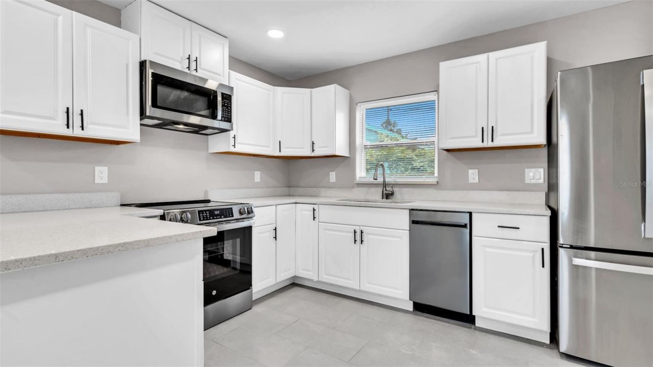 2651 1/2 2nd Avenue S, Saint Petersburg, FL 33712 Photo