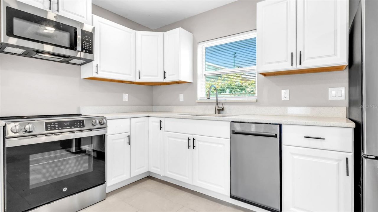 2651 1/2 2nd Avenue S, Saint Petersburg, FL 33712 Photo