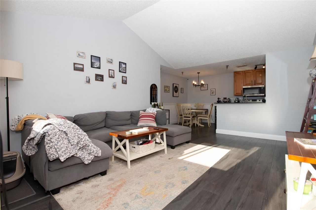10263 Gandy Boulevard N, Unit 2202, Saint Petersburg, FL 33702 Photo