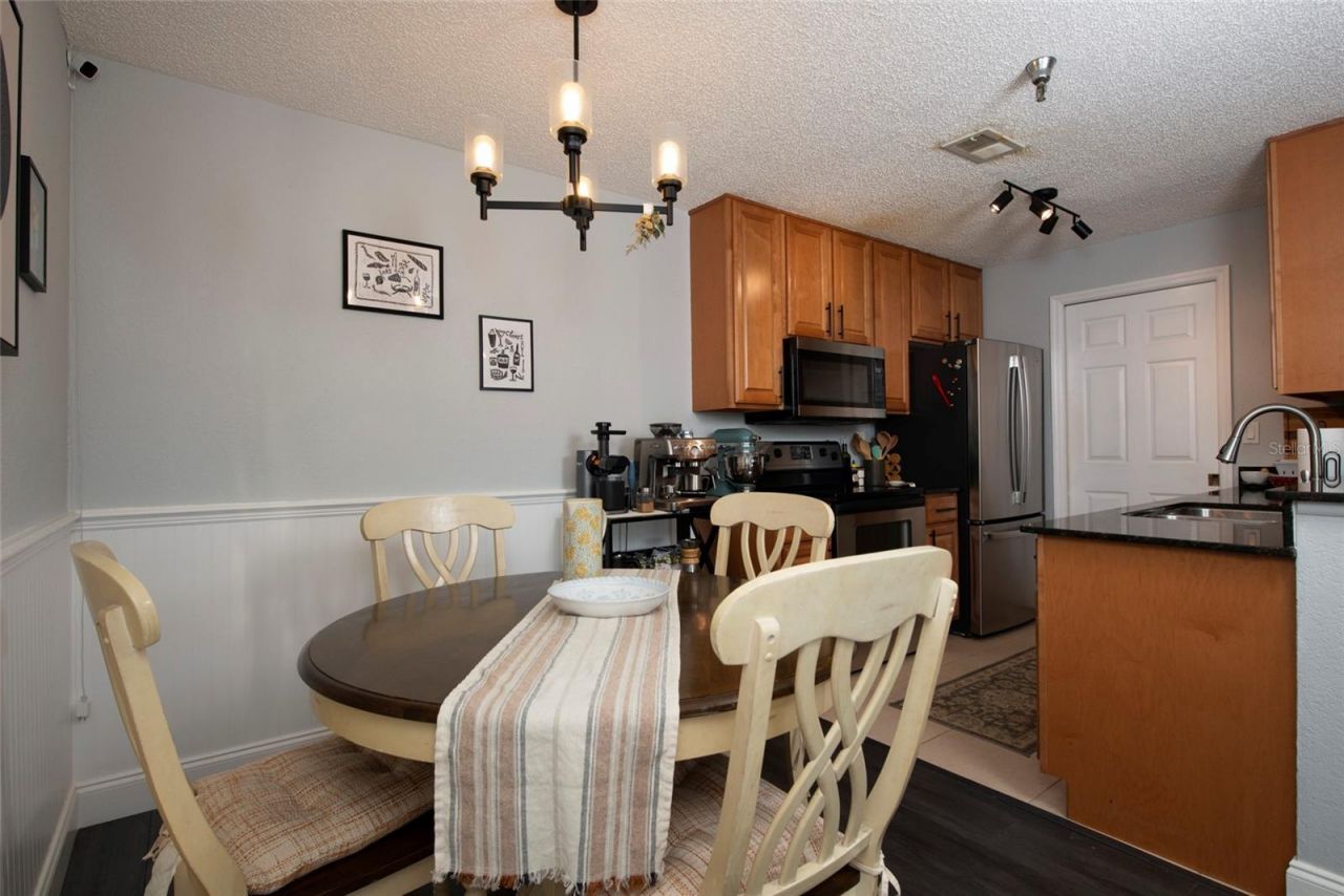 10263 Gandy Boulevard N, Unit 2202, Saint Petersburg, FL 33702 Photo