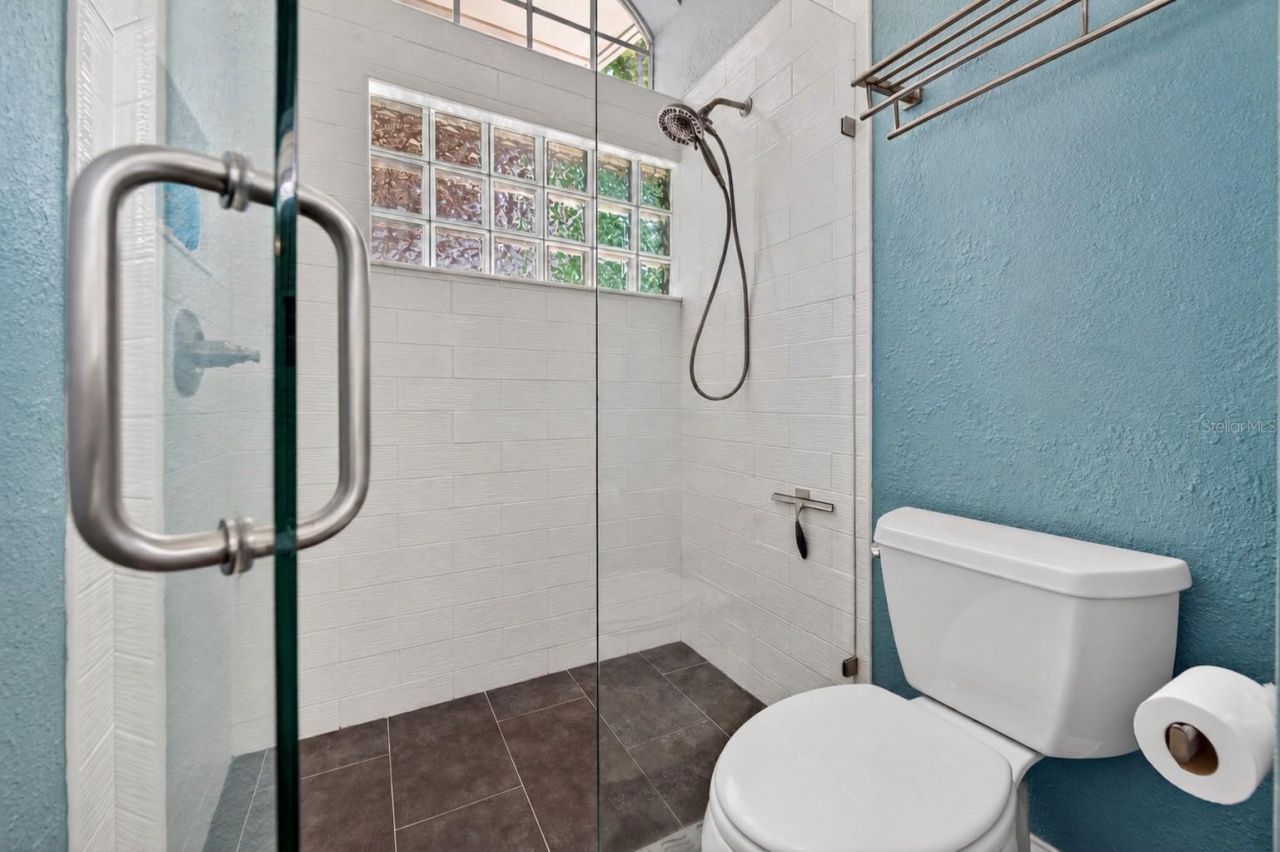 8243 Riviera Shore Court , Orlando, FL 32817 Photo